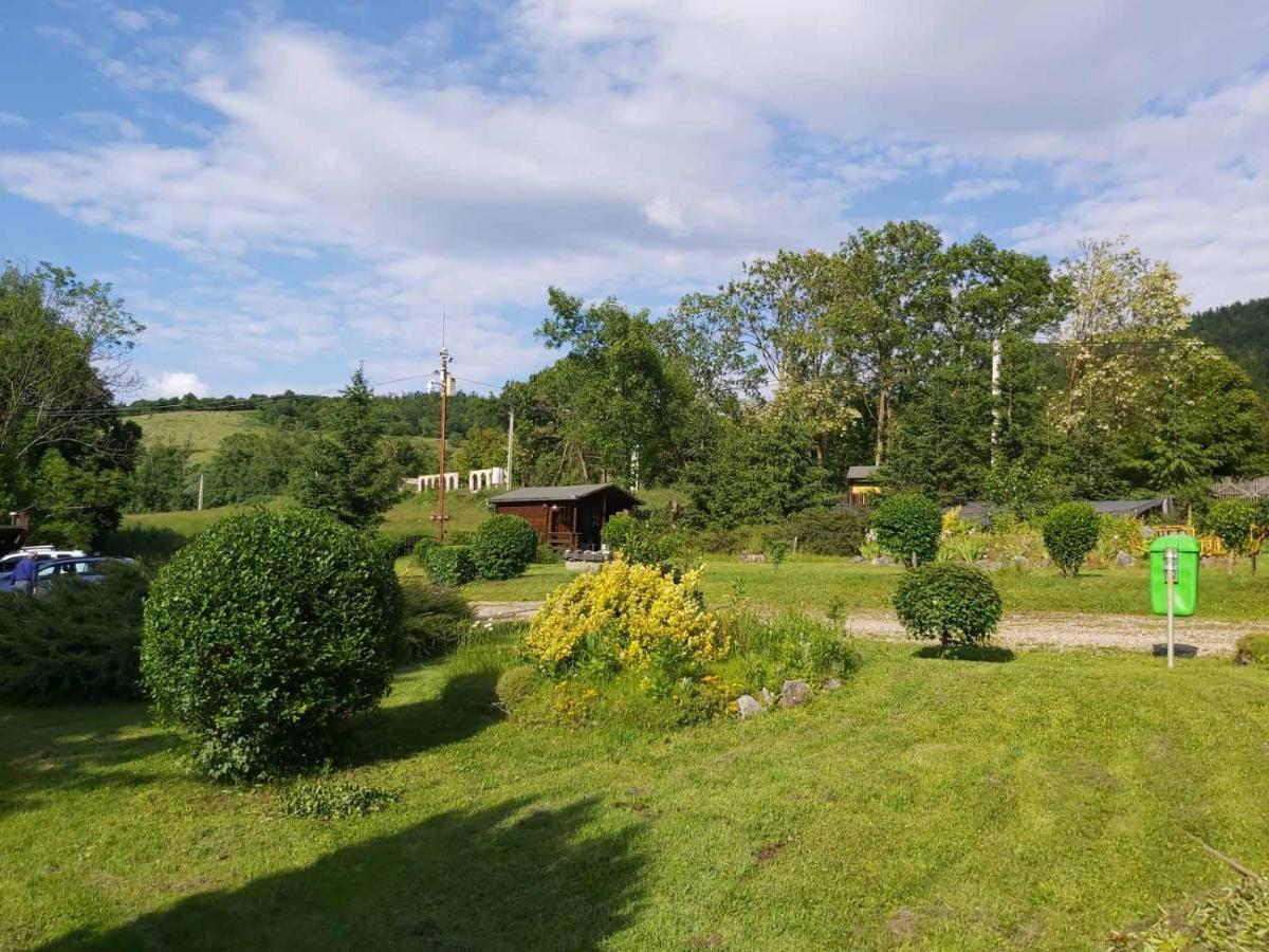 Bungalow Camping Edelweiss - Floare De Colt - Gyopar Rimetea Buitenkant foto