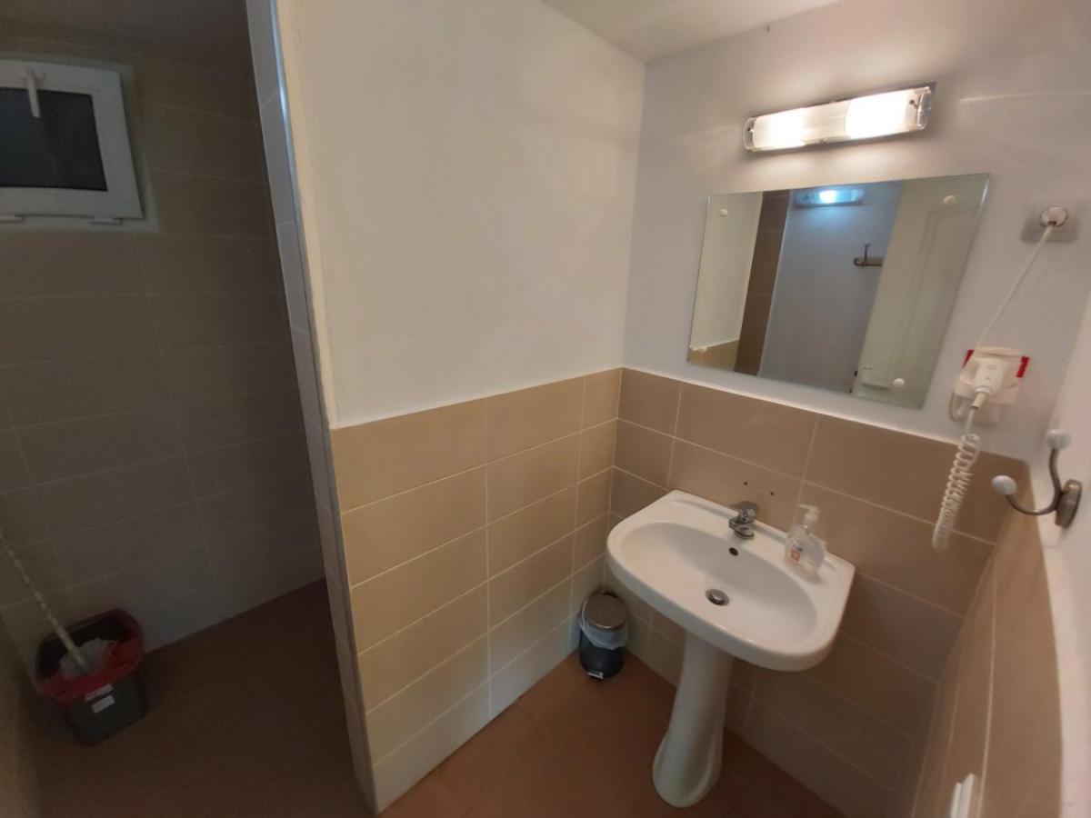 Bungalow Camping Edelweiss - Floare De Colt - Gyopar Rimetea Buitenkant foto